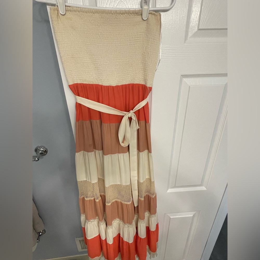 Maxi dress- super flattering and comfy- worn twice